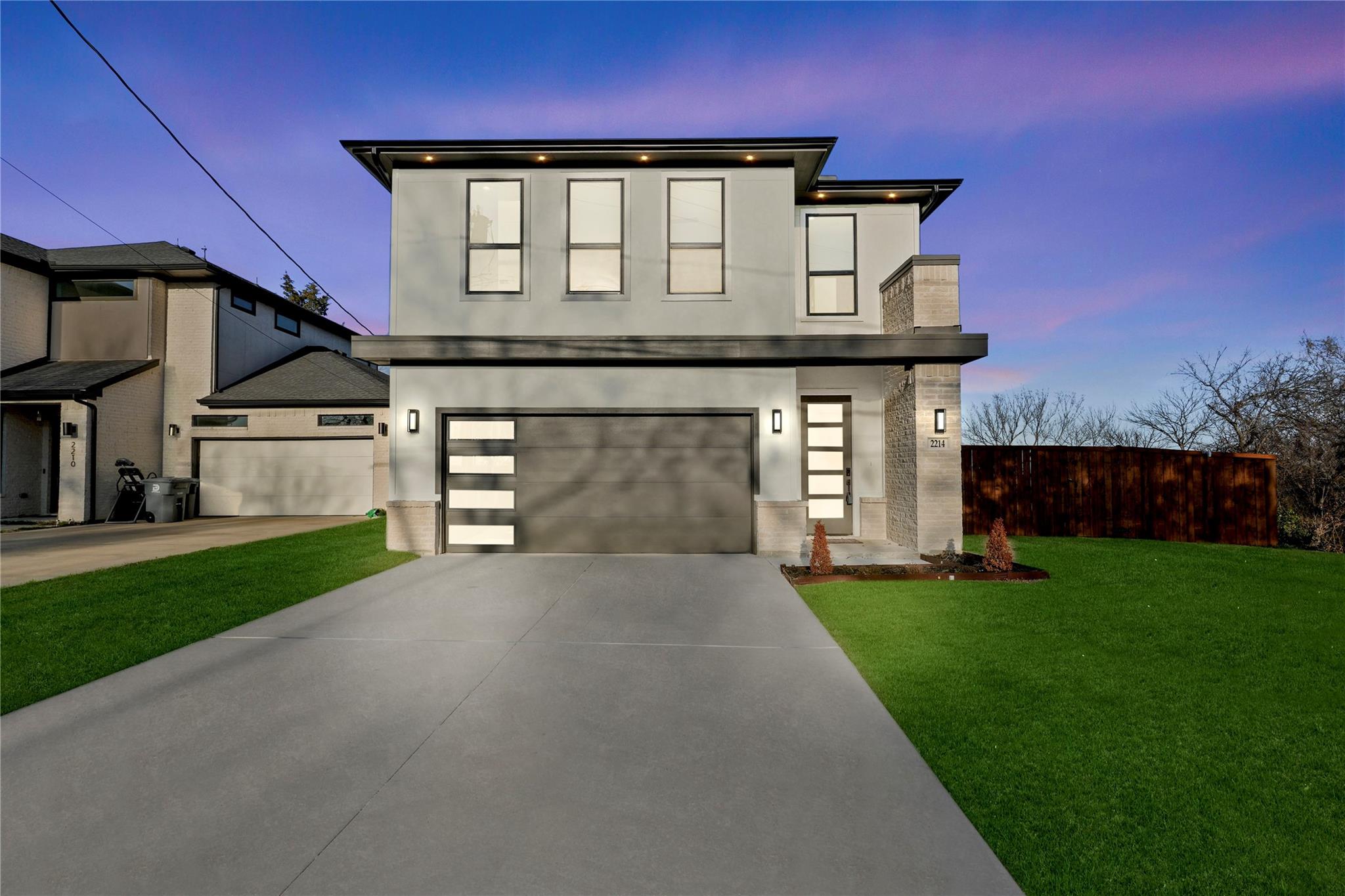 Modern new construction single family home exterior in Cedar Crest Dallas neighborhood